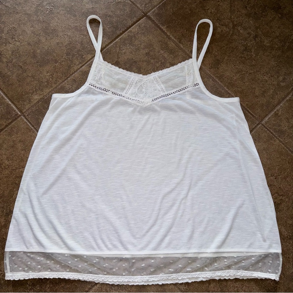 GUC -  Torrid Cami  w/ Lace Like Accent